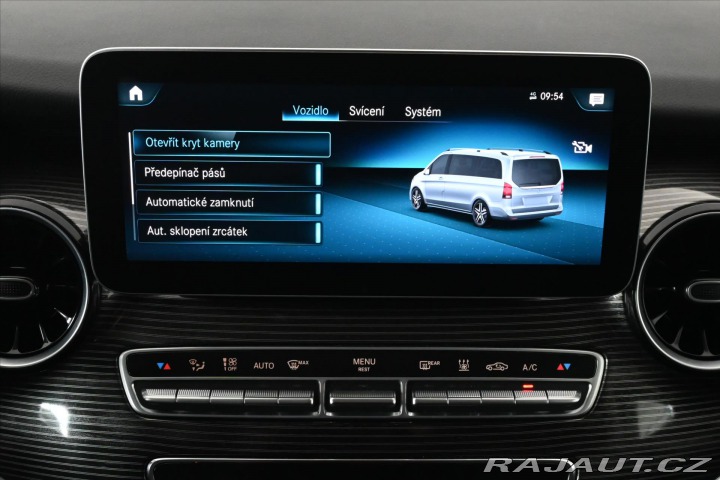 Mercedes-Benz V 2,0 300d 174 KW XL 8/MÍST 2023