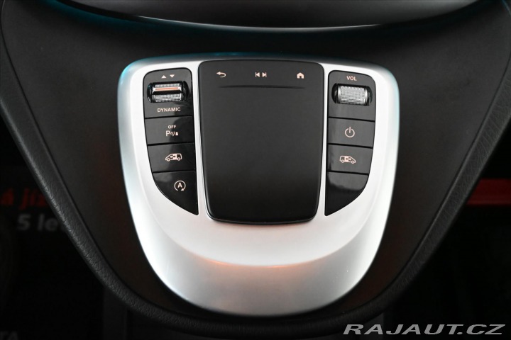 Mercedes-Benz V 2,0 300d 174 KW XL 8/MÍST 2023