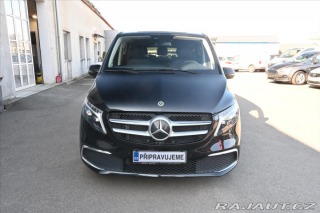 Mercedes-Benz V 2,0 300d 174KW XL 8/MÍST 2023