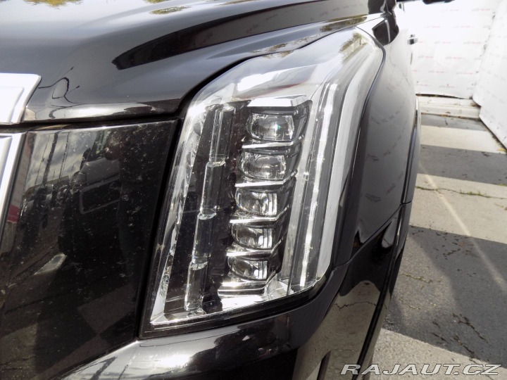 Cadillac Escalade 6.2/ESV/V8/AWD/Platinum/ 2017