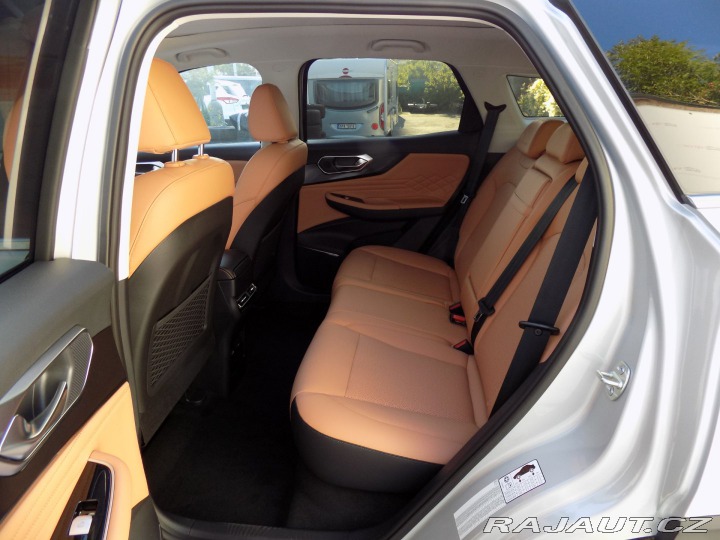 Ostatní značky Ostatní modely BAIC X7 1.5T/AT/Pixel-LED/PANO/Ma 2025