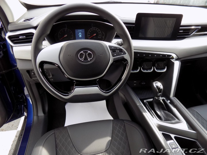 Ostatní značky Ostatní modely BAIC X3 1.5T/Efficient-LED/DPH/ 2025