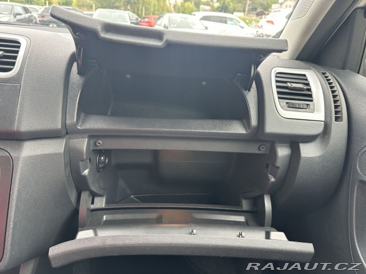 Škoda Fabia 1,6 77KW ELEGANCE 1.MAJIT 2009