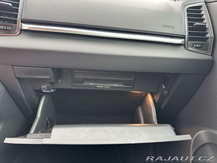 Škoda Karoq REZERVOVÁNO! 1,5TSI 110kW 2019