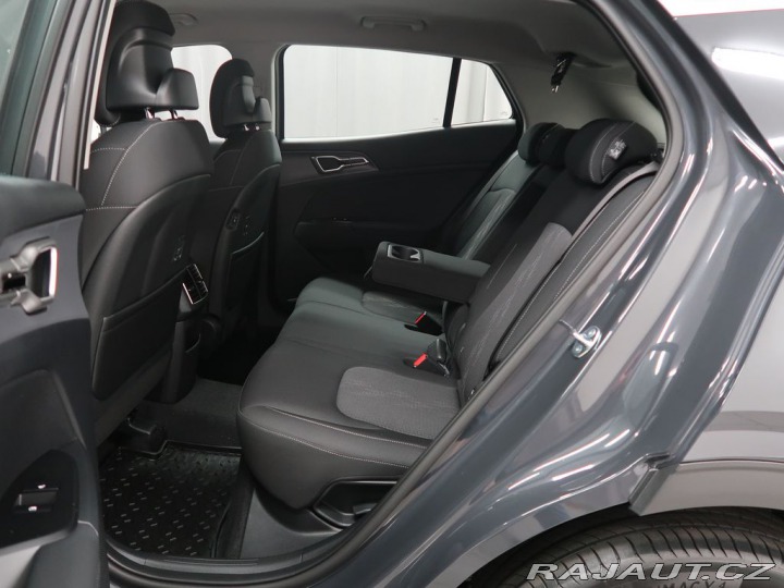 Kia Sportage Exclusive 4x2 - Vůz ve vý 2025