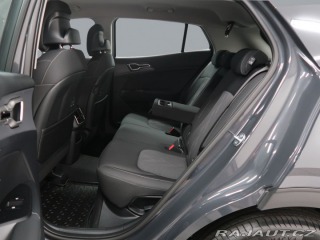 Kia Sportage Exclusive 4x2 - Vůz ve vý 2026