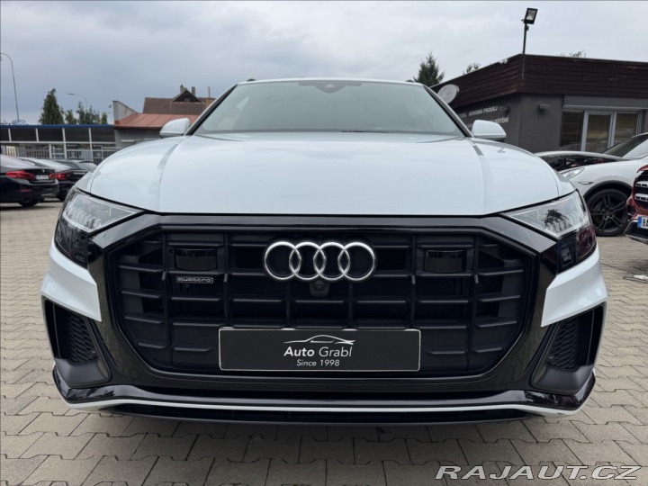 Audi Q8 50TDI S-line Nez.top 2022