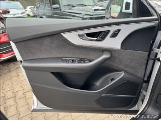 Audi Q8 50TDI S-line Nez.top 2022