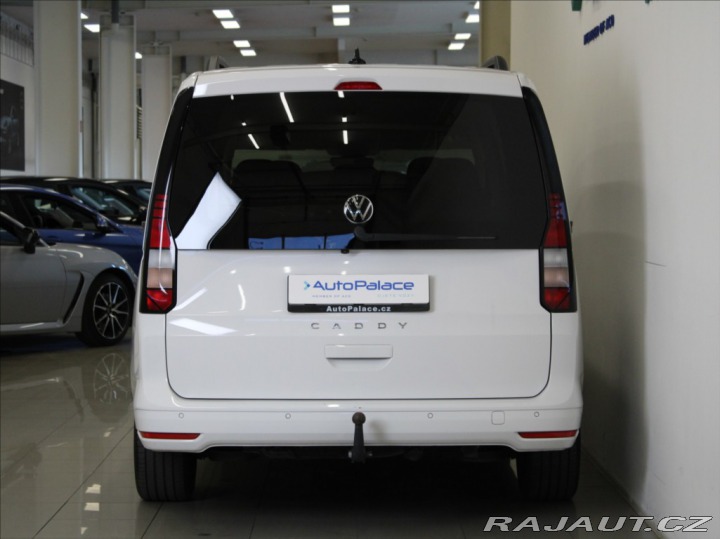 Volkswagen Caddy 2,0 TDi Maxi Life 7-míst 2023