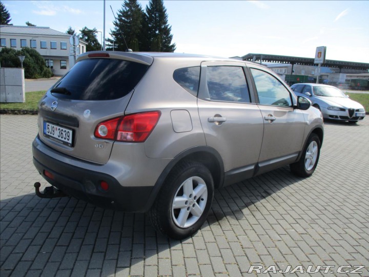 Nissan Qashqai 2,0 DCi 110kw vada výkonu 2010