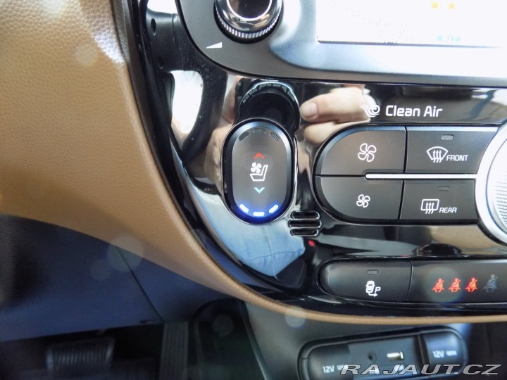 Kia Soul 1.6 GDI/AT/1.Maj.ČR/NAVI/ 2015
