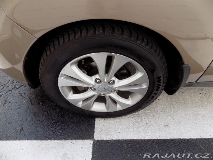 Kia Soul 1.6 GDI/AT/1.Maj.ČR/NAVI/ 2015