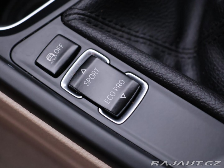 BMW 3 2,0 320d GT 135kW Xenon 2013