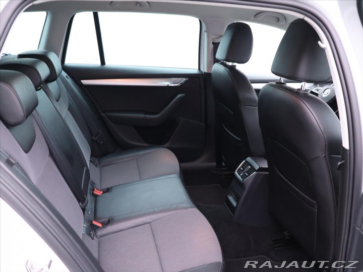 Škoda Octavia 1,6 TDI DSG Clever Serv.k 2018