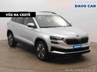 Škoda Karoq 2,0 TDI DSG Tour matrix v 2022