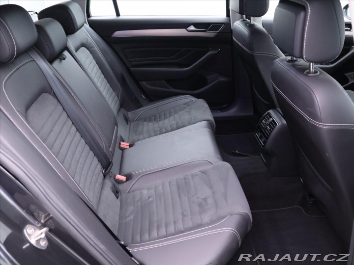 Volkswagen Passat 2,0 TDI 110kW DSG CZ Eleg 2021