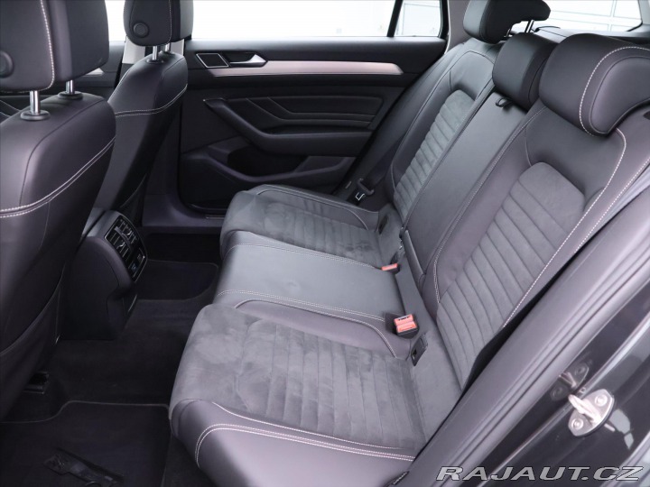 Volkswagen Passat 2,0 TDI 110kW DSG CZ Eleg 2021