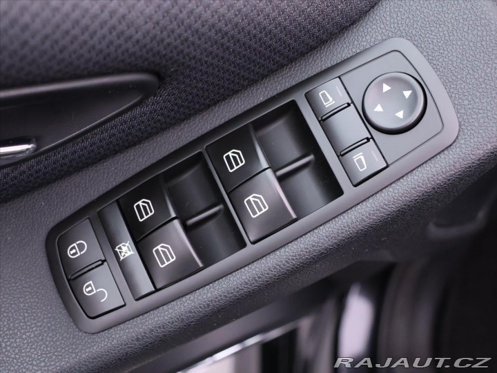 Mercedes-Benz B 1,5 150 70kW Klima 2010