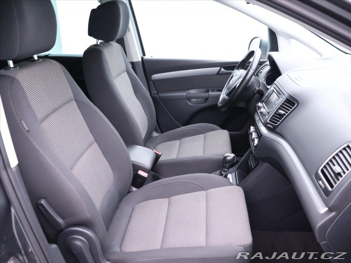Volkswagen Sharan 2,0 TDI 103kW DSG 7-Míst 2012