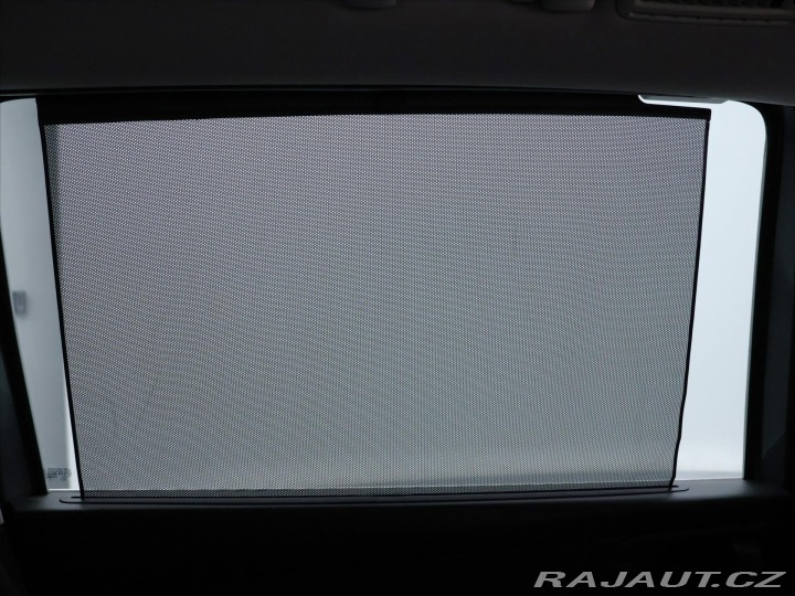 Volkswagen Sharan 2,0 TDI 103kW DSG 7-Míst 2012