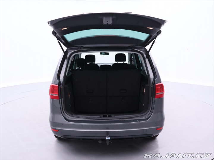 Volkswagen Sharan 2,0 TDI 103kW DSG 7-Míst 2012