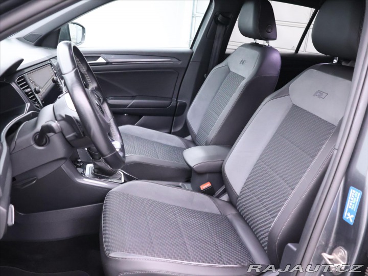 Volkswagen T-Roc 1,5 TSI 110 kW DSG R-Line 2021