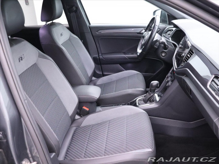 Volkswagen T-Roc 1,5 TSI 110 kW DSG R-Line 2021