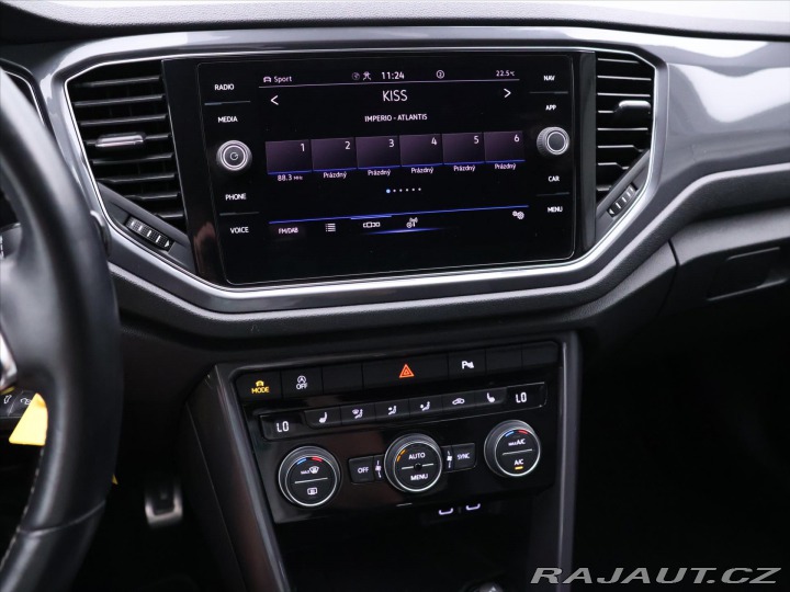 Volkswagen T-Roc 1,5 TSI 110 kW DSG R-Line 2021