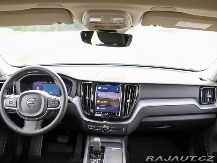 Volvo XC60 2,0 B5 183kW AWD Summum D 2022