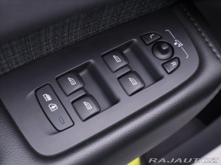 Volvo XC60 2,0 B5 183kW AWD Momentum 2022