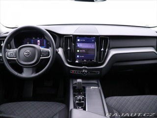 Volvo XC60 2,0 B5 183kW AWD Momentum 2022