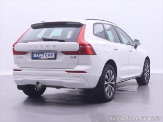 Volvo XC60 2,0 B5 183kW AWD Momentum 2022