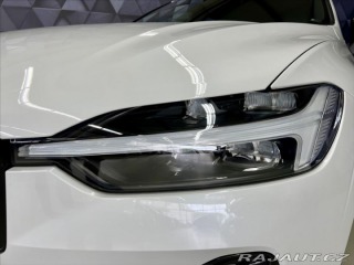 Volvo XC60 2,0 B4 AWD PLUS DARK, KEY 2024