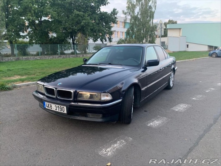 BMW 3 4,0   E38 740i 210kw LPG 1994