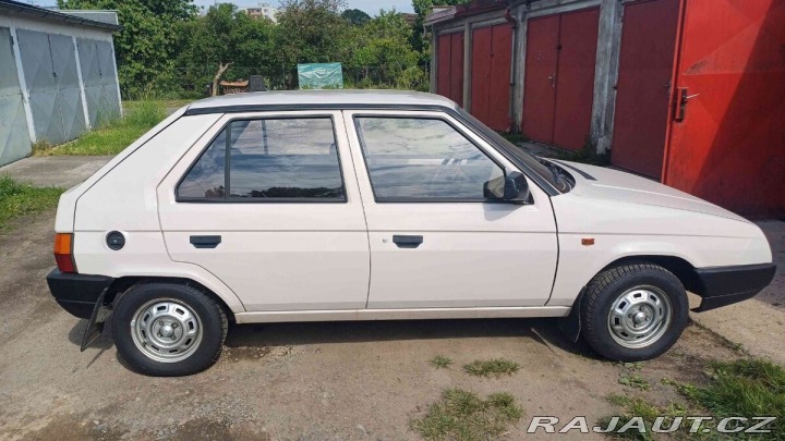 Škoda Favorit 1800