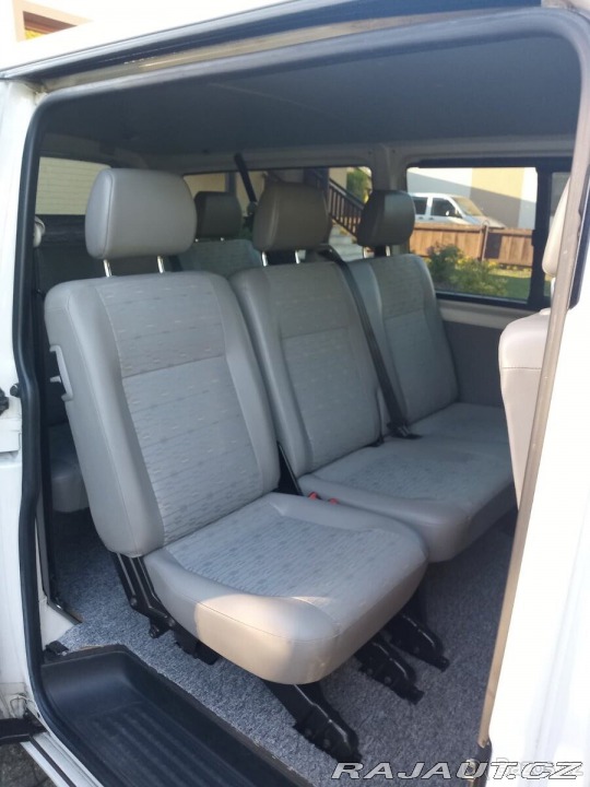 Volkswagen Caravelle 2,0 long VW 2010