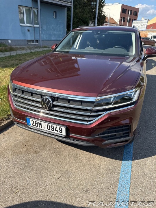 Volkswagen Touareg 3,0 1800