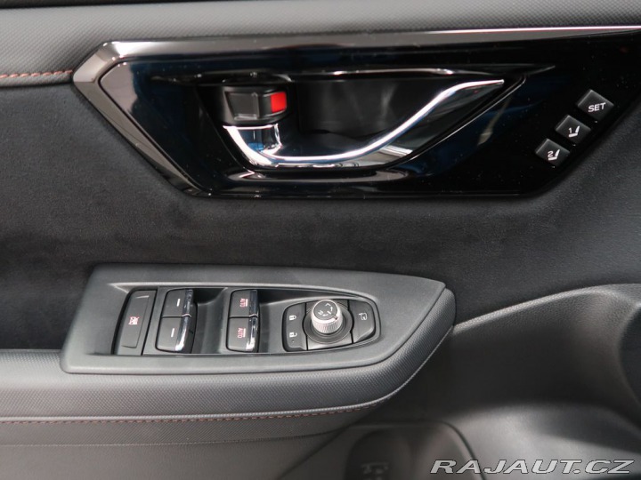 Subaru Forester 4x4 AWD TOURING. Ve výrob 2025