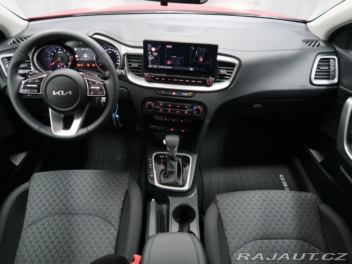 Kia Ceed SW SPIN - K odběru IHNED 2025