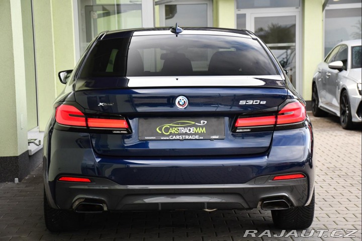 BMW 5 530e PHEV MSPORT xD HUD 9 2023