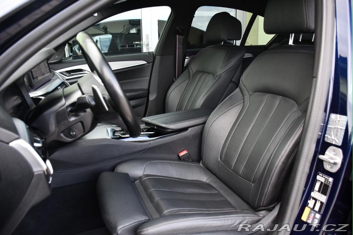 BMW 5 530e PHEV MSPORT xD HUD 9 2023