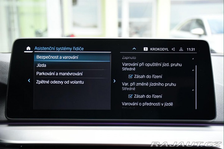 BMW 5 530e PHEV MSPORT xD HUD 9 2023