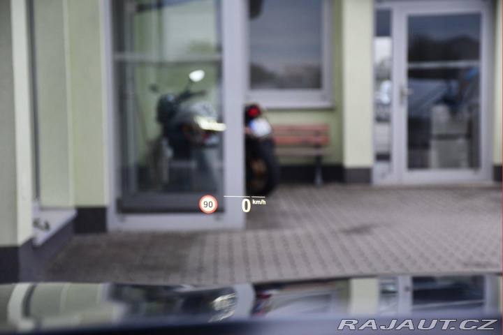 BMW 5 530e PHEV MSPORT xD HUD 9 2023