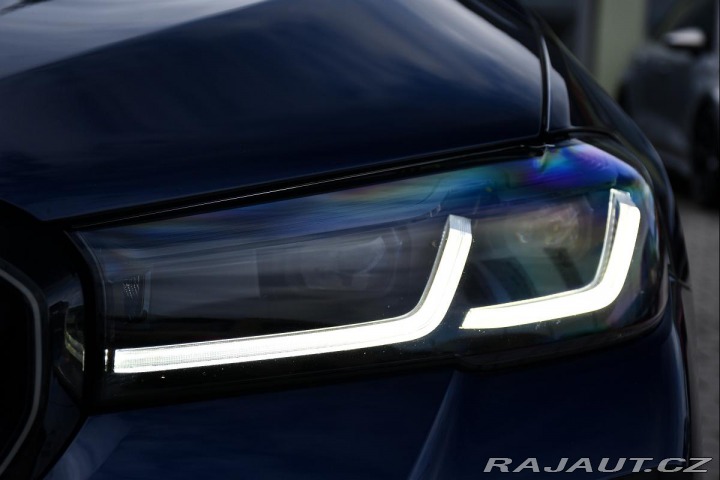 BMW 5 530e PHEV MSPORT xD HUD 9 2023