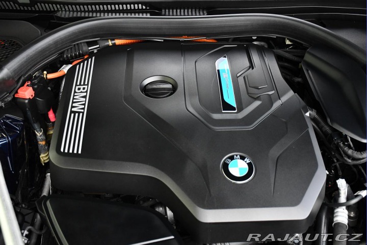 BMW 5 530e PHEV M-SPORT xD HUD 2023