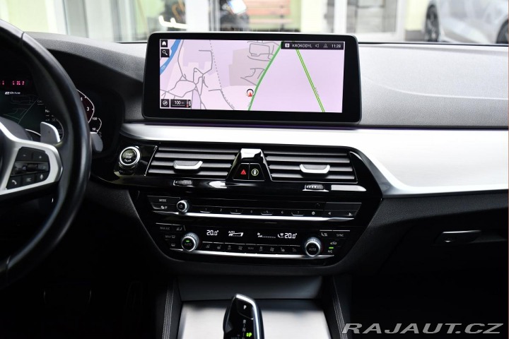 BMW 5 530e PHEV M-SPORT xD HUD 2023