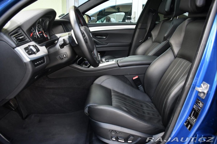 BMW M5 4.4 V8 NVISION HUD REZERV 2012