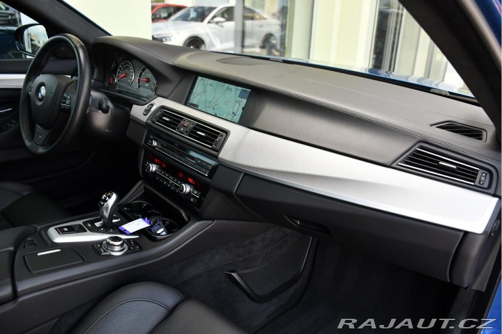 BMW M5 4.4 V8 NVISION HUD REZERV 2012