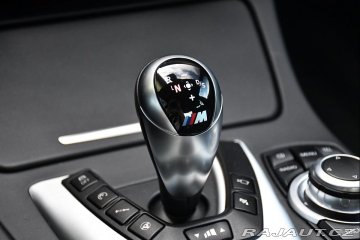 BMW M5 4.4 V8 NVISION HUD REZERV 2012