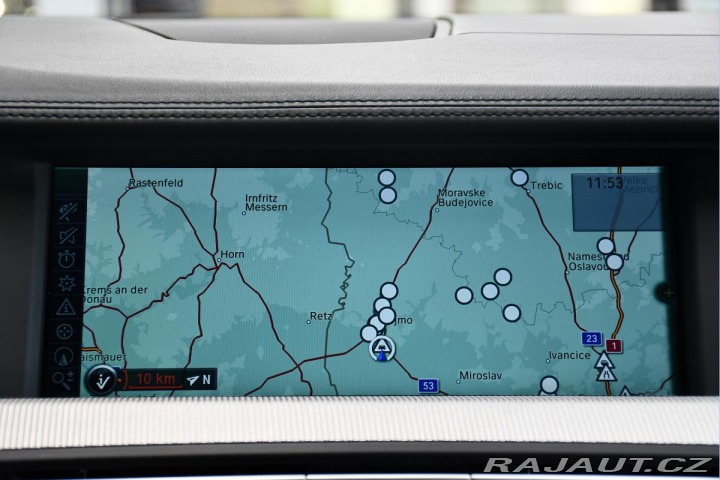 BMW M5 4.4 V8 NVISION HUD REZERV 2012